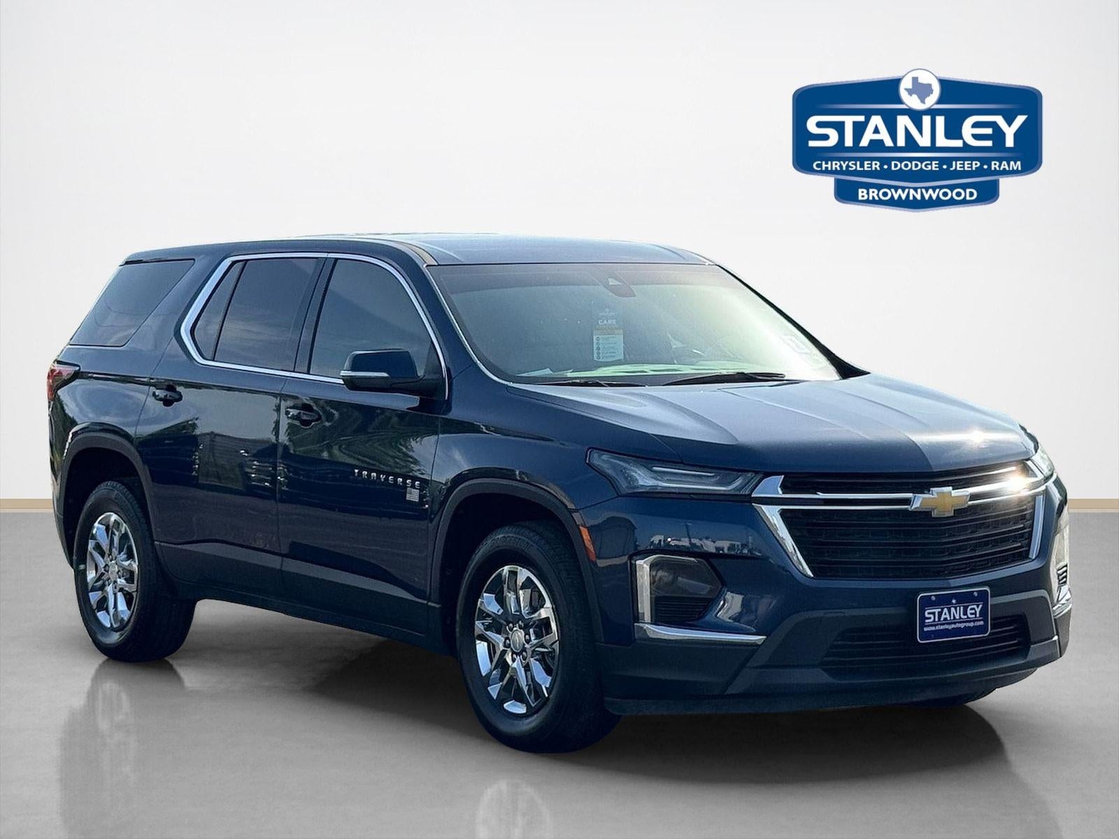2023 Chevrolet Traverse LS in Northsky Blue Metallic — front three-quarter view