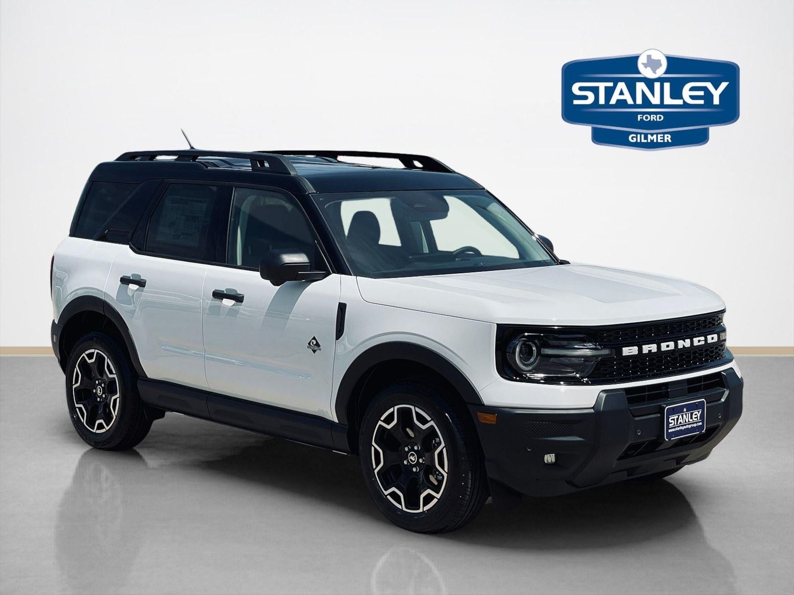 2026 Ford Bronco Sport Outer Banks in Oxford White — front three-quarter view