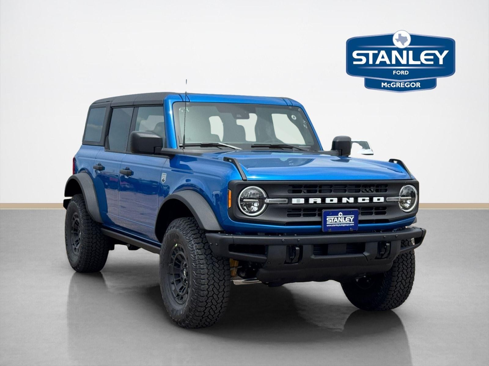 2026 Ford Bronco Big Bend in Velocity Blue Metallic — front three-quarter view