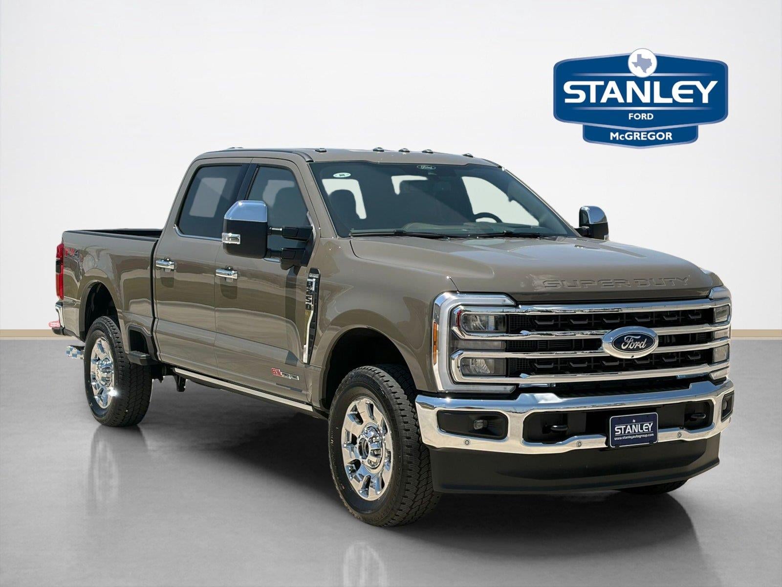 2026 Ford Super Duty F-250 King Ranch in Marsh Gray — front three-quarter view