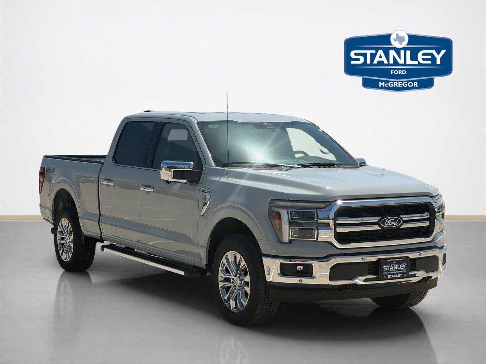 2026 Ford F-150 Lariat in Avalanche — front three-quarter view