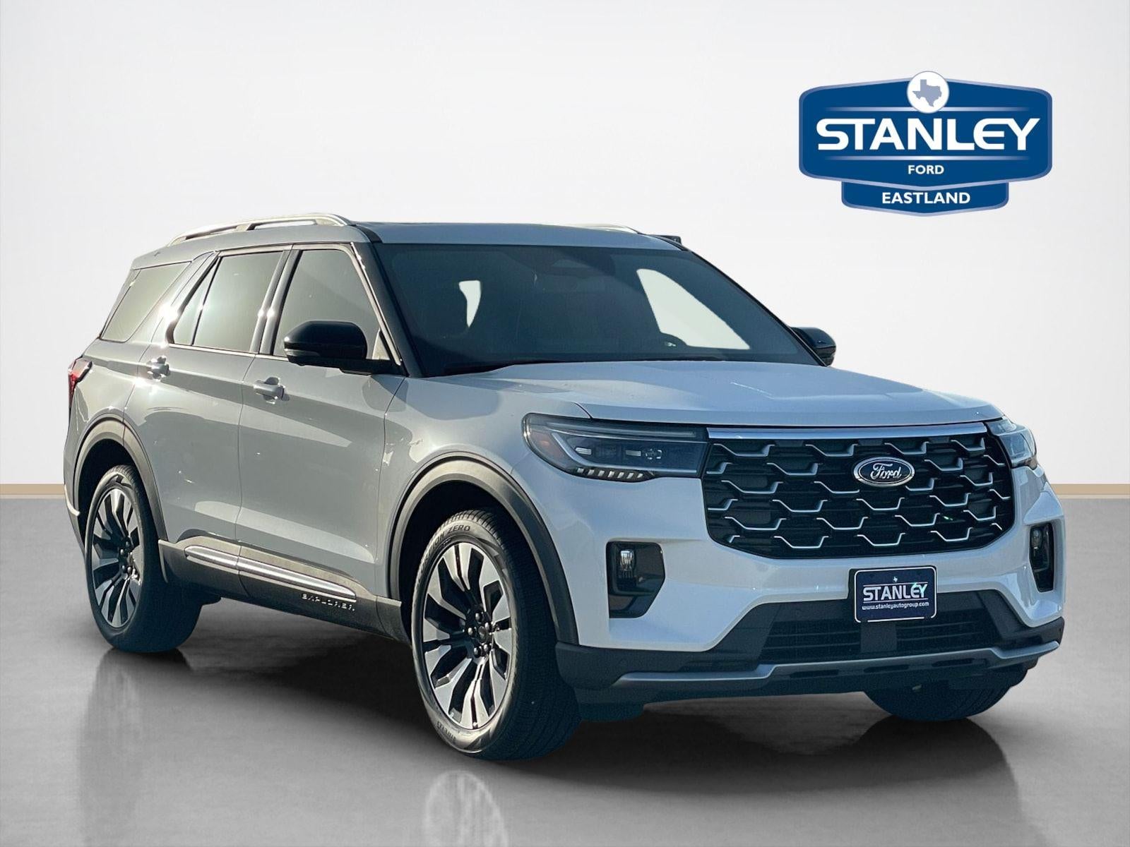 2026 Ford Explorer Platinum in Star White Metallic Tri-Coat — front three-quarter view